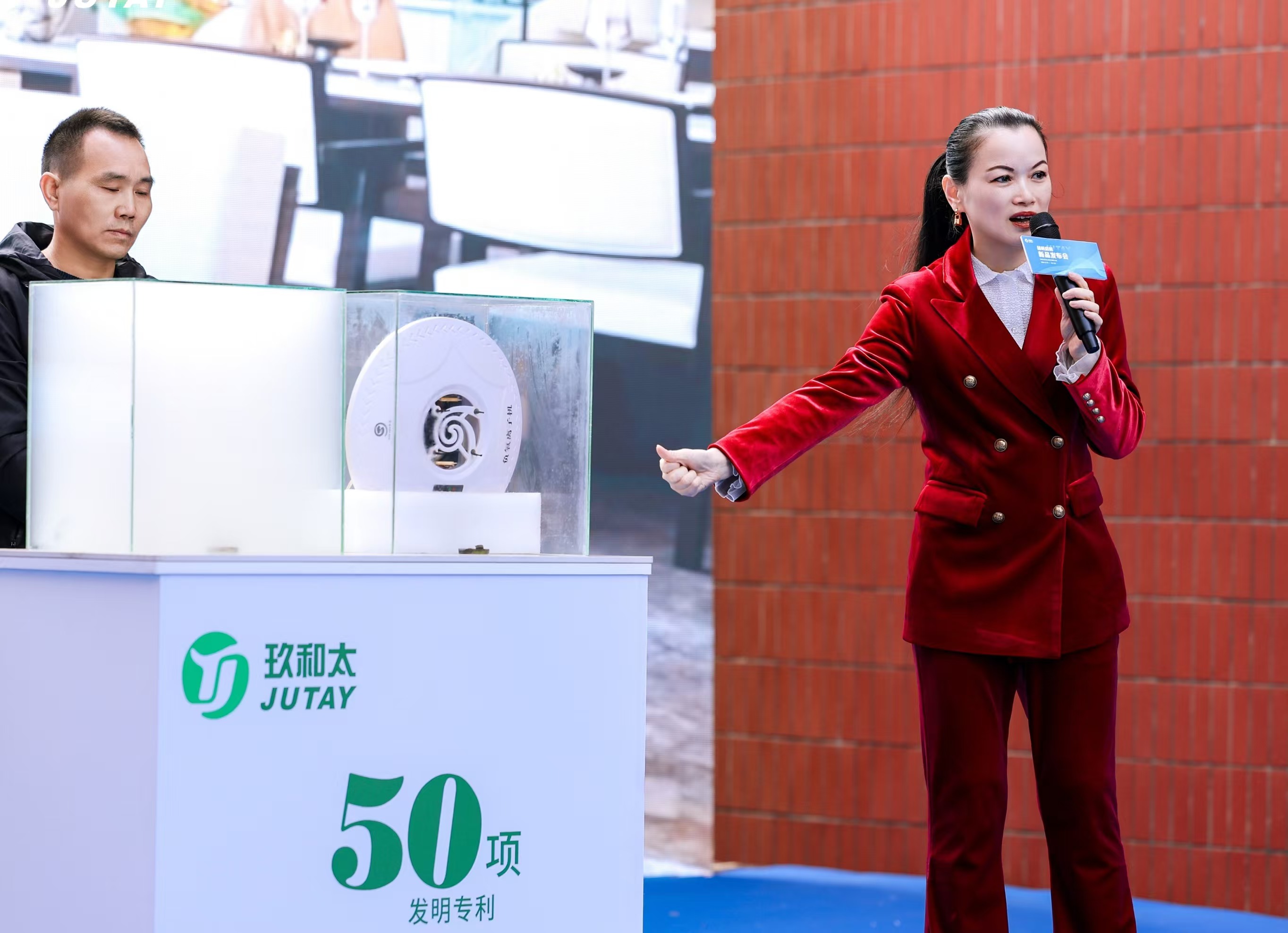3abe77cc9e2c699fa02e6629acbf201.jpg